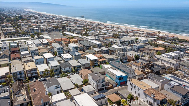 457 28th Street, Manhattan Beach, California 90266, 2 Bedrooms Bedrooms, ,1 BathroomBathrooms,Residential,Sold,28th,SB21112432