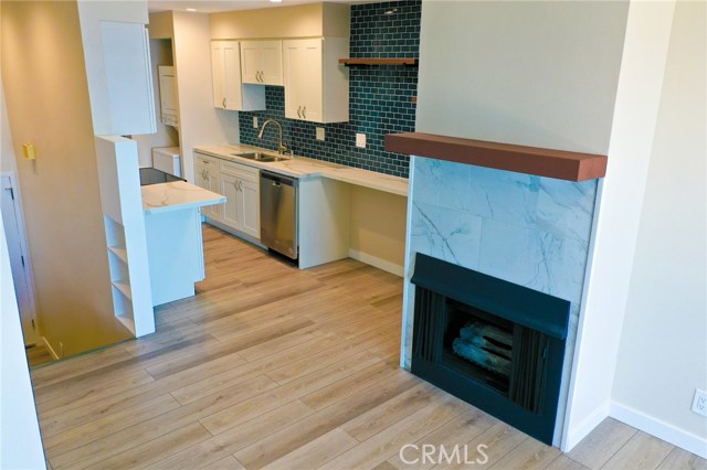 535 Esplanade, Redondo Beach, California 90277, 1 Bedroom Bedrooms, ,2 BathroomsBathrooms,Residential,Sold,Esplanade,PW20121313