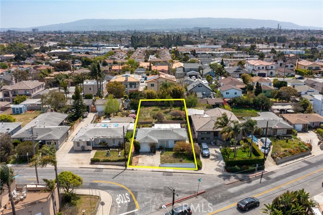 2302 Ives Lane, Redondo Beach, California 90278, 2 Bedrooms Bedrooms, ,1 BathroomBathrooms,Residential,Sold,Ives Lane,SB21080120