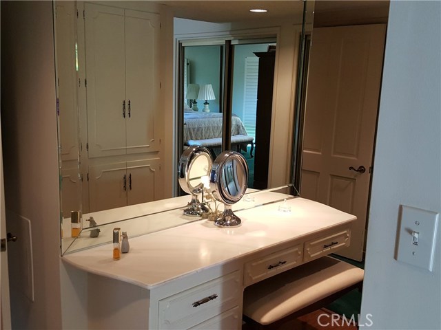 6 Dobbin Lane, Rolling Hills Estates, California 90274, 3 Bedrooms Bedrooms, ,3 BathroomsBathrooms,Residential,Sold,Dobbin,PV17220487