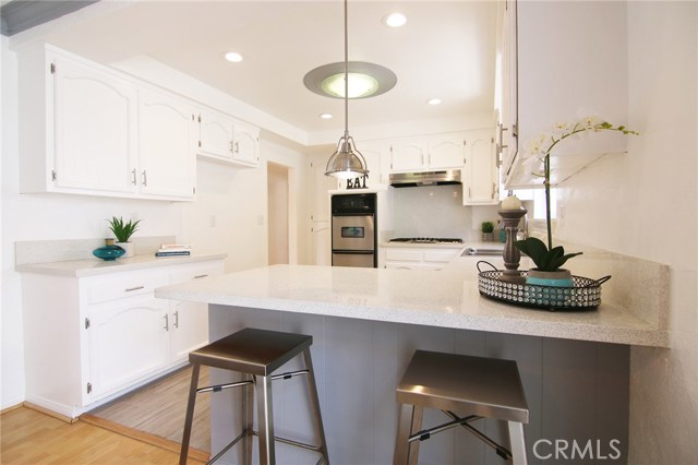 18429 Burin Avenue, Redondo Beach, California 90278, 3 Bedrooms Bedrooms, ,2 BathroomsBathrooms,Residential,Sold,Burin,SB18103083