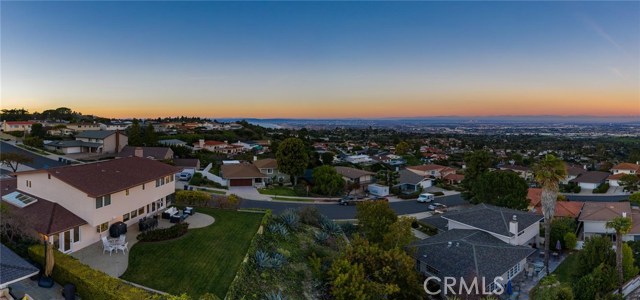 27602 Flaming Arrow Drive, Rancho Palos Verdes, California 90275, 4 Bedrooms Bedrooms, ,3 BathroomsBathrooms,Residential,Sold,Flaming Arrow,PV19019084