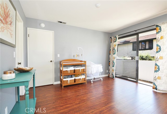 121 Prospect Avenue, Redondo Beach, California 90277, 2 Bedrooms Bedrooms, ,2 BathroomsBathrooms,Residential,Sold,Prospect,SB18229456