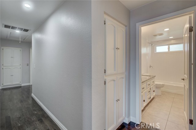 1918 Ruhland Avenue, Redondo Beach, California 90278, 3 Bedrooms Bedrooms, ,3 BathroomsBathrooms,Residential,Sold,Ruhland,SB20082368