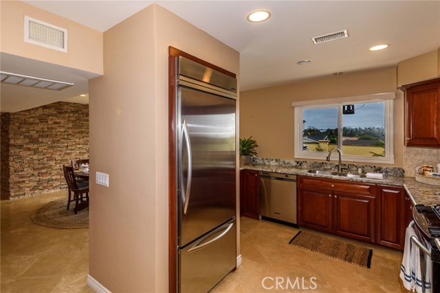 Built-in stainless appliances.