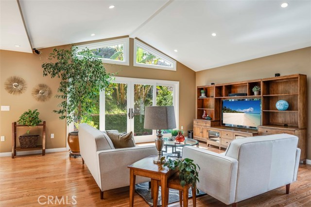 29679 Enrose Avenue, Rancho Palos Verdes, California 90275, 3 Bedrooms Bedrooms, ,2 BathroomsBathrooms,Residential,Sold,Enrose,PV19174567