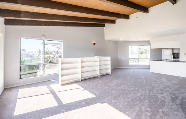 834 Lucia Avenue, Redondo Beach, California 90277, 2 Bedrooms Bedrooms, ,1 BathroomBathrooms,Residential,Sold,Lucia,SB19263239