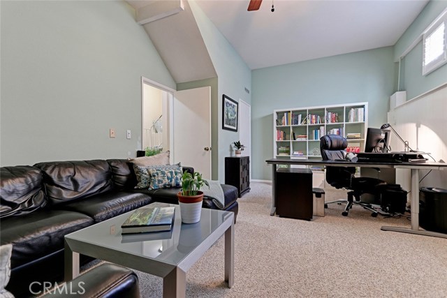 105 Irena Avenue, Redondo Beach, California 90277, 3 Bedrooms Bedrooms, ,3 BathroomsBathrooms,Residential,Sold,Irena,SB17195554