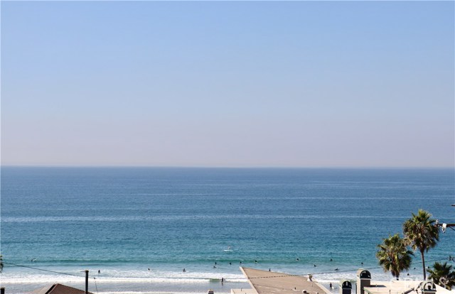 208 Moonstone Street, Manhattan Beach, California 90266, 3 Bedrooms Bedrooms, ,3 BathroomsBathrooms,Residential,Sold,Moonstone,SB20215113