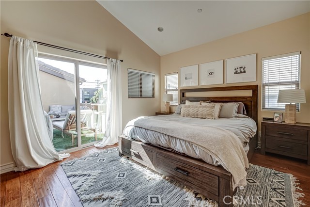 2005 Carnegie Lane, Redondo Beach, California 90278, 4 Bedrooms Bedrooms, ,3 BathroomsBathrooms,Residential,Sold,Carnegie,SB21027206