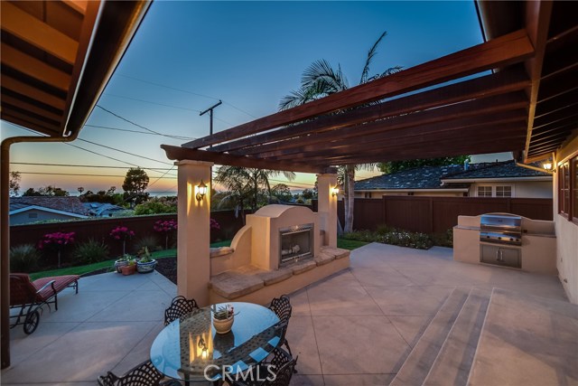 2631 Via Carrillo, Palos Verdes Estates, California 90274, 3 Bedrooms Bedrooms, ,2 BathroomsBathrooms,Residential,Sold,Via Carrillo,PV17093733