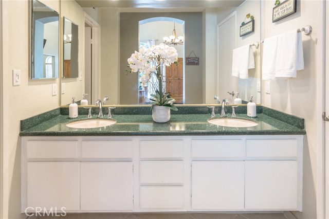 121 Lucia Avenue, Redondo Beach, California 90277, 3 Bedrooms Bedrooms, ,3 BathroomsBathrooms,Residential,Sold,Lucia,SB18013096