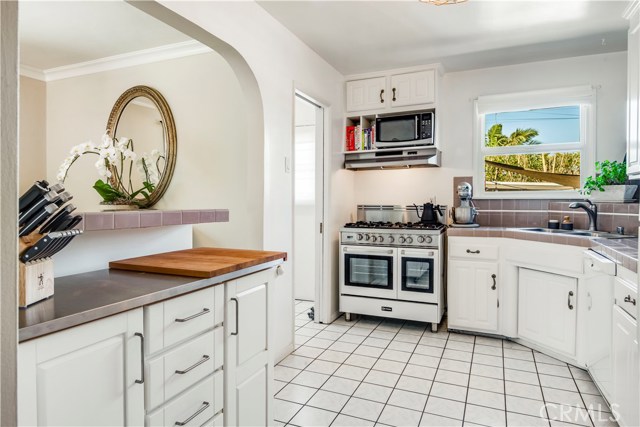 2205 Graham Avenue, Redondo Beach, California 90278, 3 Bedrooms Bedrooms, ,2 BathroomsBathrooms,Residential,Sold,Graham,SB20201906