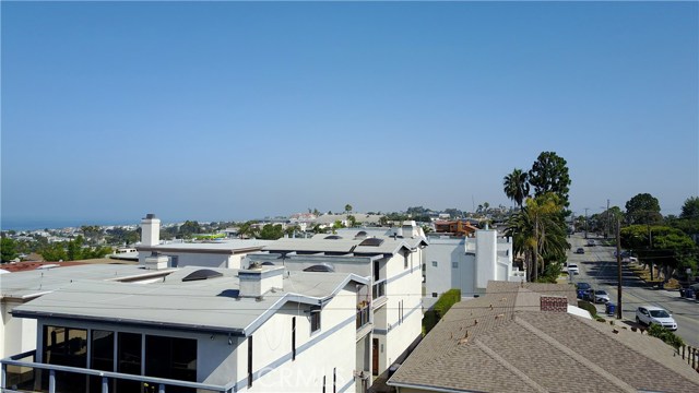 1022 17th Street, Hermosa Beach, California 90254, ,Residential Income,Sold,17th,SB20135816