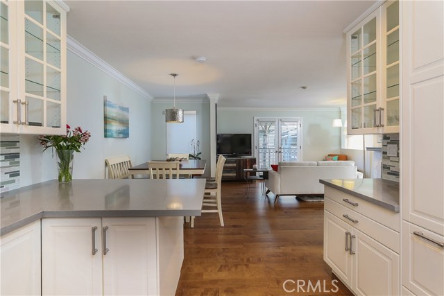 110 Guadalupe Avenue, Redondo Beach, California 90277, 3 Bedrooms Bedrooms, ,3 BathroomsBathrooms,Residential,Sold,Guadalupe,PW17148402