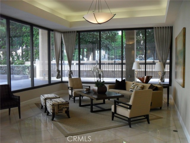 2 Bed Home for Sale in Los Angeles, California