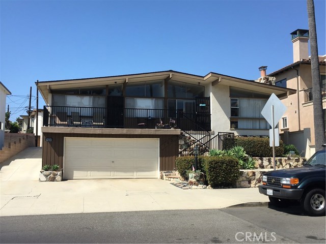 103 Paseo De La Playa, Redondo Beach, California 90277, ,Residential Income,Sold,Paseo De La Playa,SB17209655