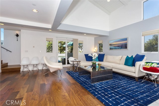 202 Irena Avenue, Redondo Beach, California 90277, 4 Bedrooms Bedrooms, ,3 BathroomsBathrooms,Residential,Sold,Irena,OC18171138