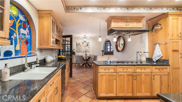 817 Anita Street, Redondo Beach, California 90278, 4 Bedrooms Bedrooms, ,2 BathroomsBathrooms,Residential,Sold,Anita,SB19130394