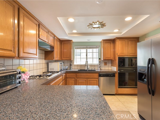 1835 Rockefeller Lane, Redondo Beach, California 90278, 3 Bedrooms Bedrooms, ,2 BathroomsBathrooms,Residential,Sold,Rockefeller,SB18189951