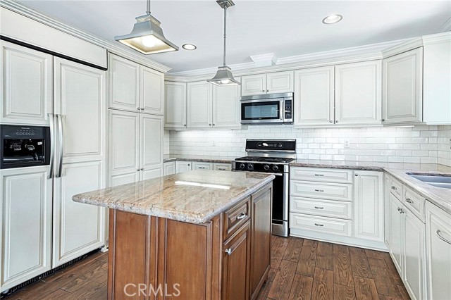 1923 Grant Avenue, Redondo Beach, California 90278, 2 Bedrooms Bedrooms, ,1 BathroomBathrooms,Residential,Sold,Grant,SB21041133