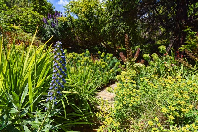 27643 Conestoga Drive, Rolling Hills Estates, California 90274, 4 Bedrooms Bedrooms, ,1 BathroomBathrooms,Residential,Sold,Conestoga,PV20074383