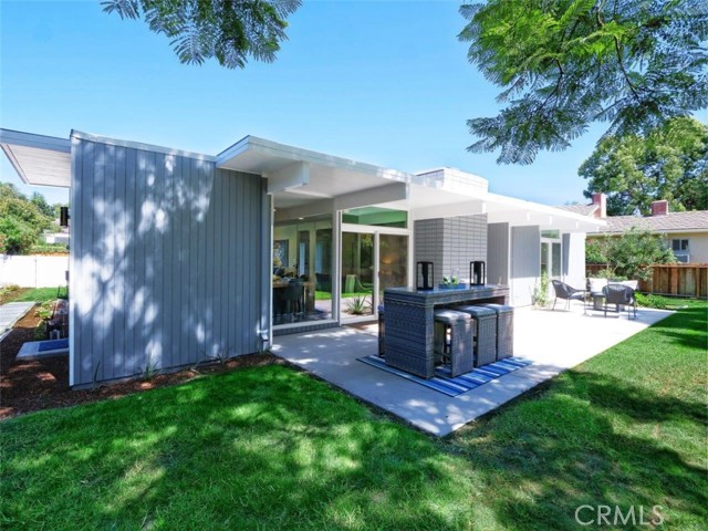 29625 Whitley Collins Drive, Rancho Palos Verdes, California 90275, 4 Bedrooms Bedrooms, ,2 BathroomsBathrooms,Residential,Sold,Whitley Collins,PV21189080