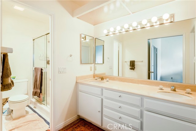 11 Seaview Drive South, Rolling Hills Estates, California 90274, 3 Bedrooms Bedrooms, ,3 BathroomsBathrooms,Residential,Sold,Seaview Drive South,PV19037214