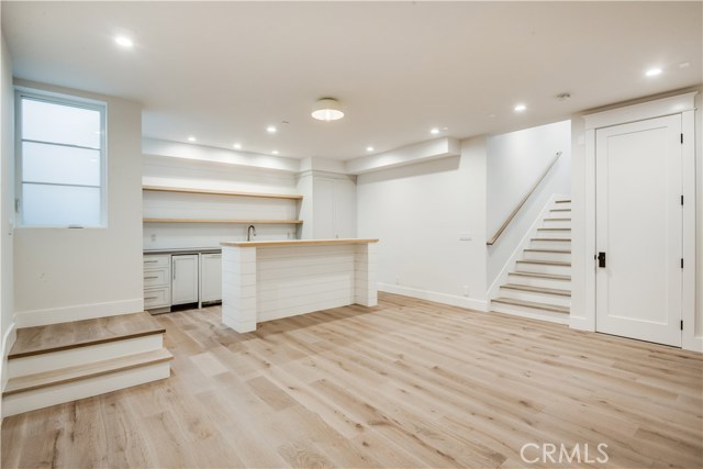 3004 Pacific, Manhattan Beach, California 90266, 5 Bedrooms Bedrooms, ,4 BathroomsBathrooms,Residential,Sold,Pacific,SB19258881