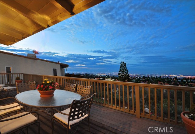 57 Cypress Way, Rolling Hills Estates, California 90274, 3 Bedrooms Bedrooms, ,3 BathroomsBathrooms,Residential,Sold,Cypress,PV17173124