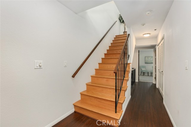 710 Guadalupe Avenue, Redondo Beach, California 90277, 2 Bedrooms Bedrooms, ,1 BathroomBathrooms,Residential,Sold,Guadalupe,SB18012304