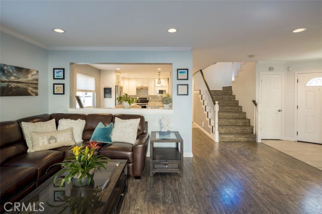 2019 Ernest Avenue, Redondo Beach, California 90278, 3 Bedrooms Bedrooms, ,2 BathroomsBathrooms,Residential,Sold,Ernest,SB20040759
