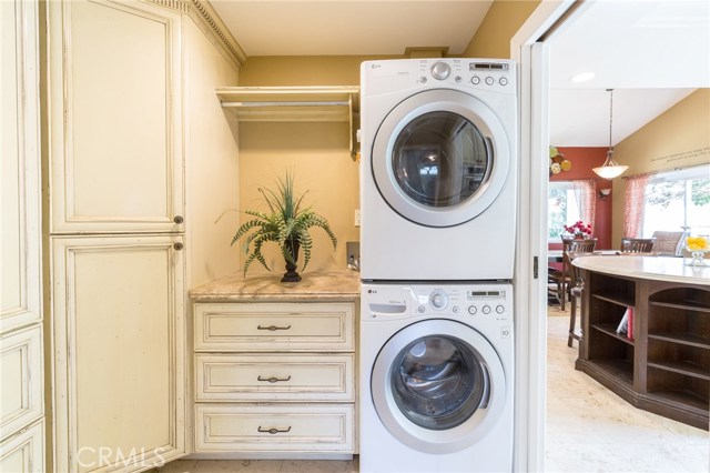Walk-In Pantry/Laundry Room with Built-In Hanging Rods
Walk-In Pantry/Laundry Room with Built-In Hanging Rods