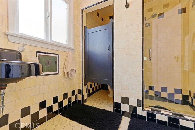 2722 Hermosa Avenue, Hermosa Beach, California 90254, 4 Bedrooms Bedrooms, ,2 BathroomsBathrooms,Residential,Sold,Hermosa,SB17280753