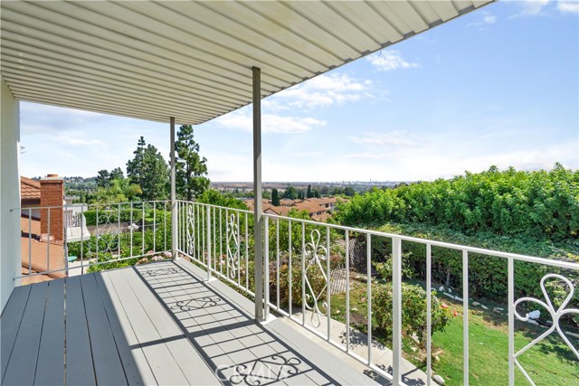 28602 Montereina Drive, Rancho Palos Verdes, California 90275, 3 Bedrooms Bedrooms, ,2 BathroomsBathrooms,Residential,Sold,Montereina,PW20152786