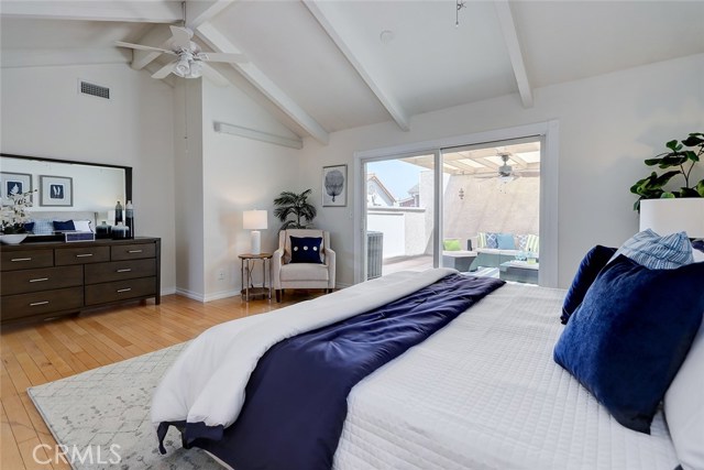 2011 Dufour Avenue, Redondo Beach, California 90278, 3 Bedrooms Bedrooms, ,2 BathroomsBathrooms,Residential,Sold,Dufour,SB19170584