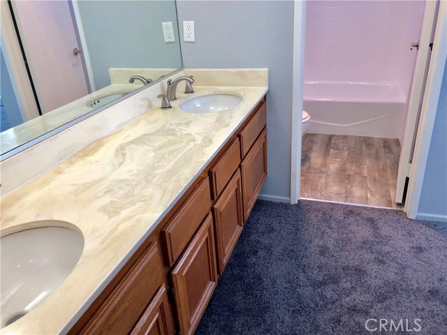 2715 Vanderbilt Lane, Redondo Beach, California 90278, 2 Bedrooms Bedrooms, ,2 BathroomsBathrooms,Residential,Sold,Vanderbilt,SB19037434