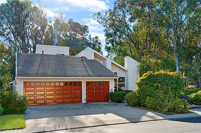 25051 Castlewood, Lake Forest, CA 92630