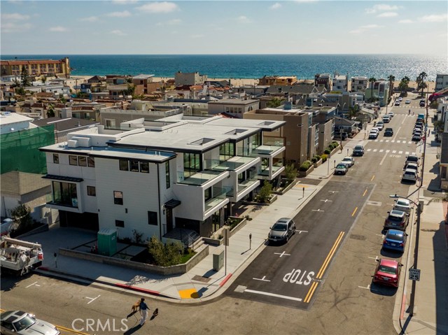 222 2nd Street, Hermosa Beach, California 90254, 4 Bedrooms Bedrooms, ,2 BathroomsBathrooms,Residential,Sold,2nd Street,SB19174439