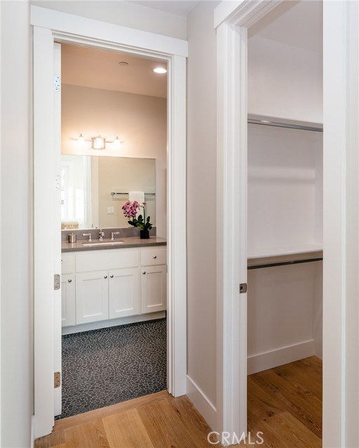 1457 18th Street, Manhattan Beach, California 90266, 5 Bedrooms Bedrooms, ,2 BathroomsBathrooms,Residential,Sold,18th,SB17091633