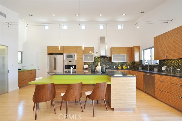 Gourmet Kitchen