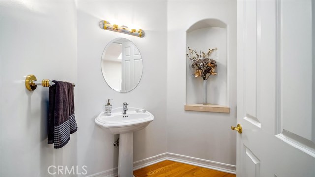 1002 5th Street, Hermosa Beach, California 90254, 5 Bedrooms Bedrooms, ,2 BathroomsBathrooms,Residential,Sold,5th,SB20139034