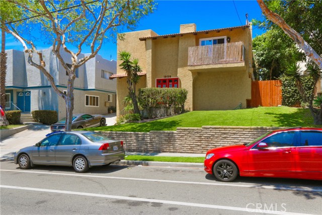 1909 GRANT, Redondo Beach, California 90278, ,Residential Income,Sold,GRANT,SB18167004