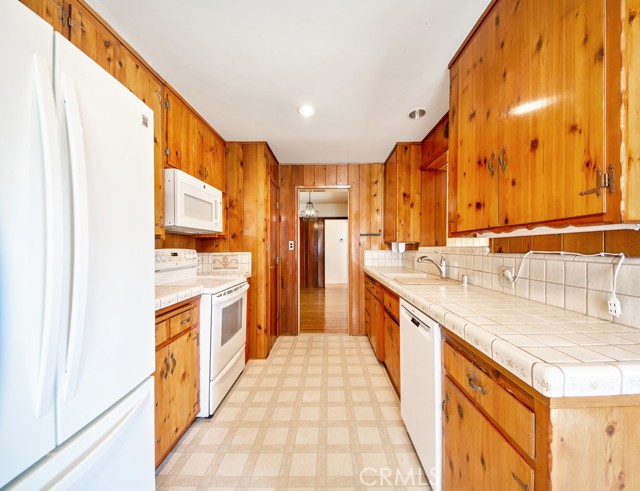 4 Bed Home for Sale in Burbank, California