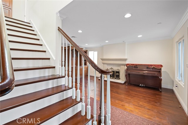531 Prospect Avenue, Redondo Beach, California 90277, 4 Bedrooms Bedrooms, ,3 BathroomsBathrooms,Residential,Sold,Prospect,SB20117402