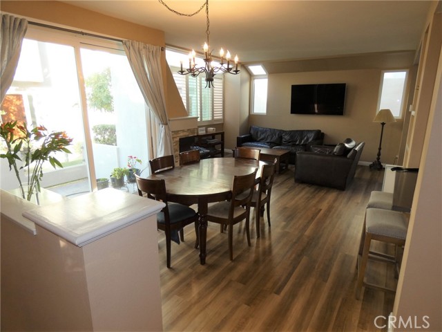 501 Herondo Street, Hermosa Beach, California 90254, 2 Bedrooms Bedrooms, ,2 BathroomsBathrooms,Residential,Sold,Herondo,SB21040245