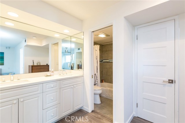 141 Vista Del Parque, Redondo Beach, California 90277, 4 Bedrooms Bedrooms, ,2 BathroomsBathrooms,Residential,Sold,Vista Del Parque,PV17151169