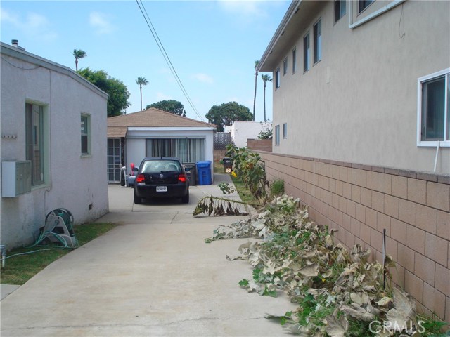 2413 Vanderbilt Lane, Redondo Beach, California 90278, ,Residential Income,Sold,Vanderbilt,SB18135934