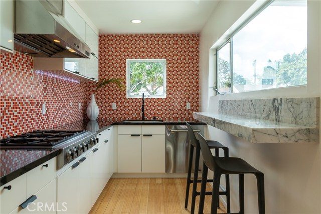 2511 Alvord Lane, Redondo Beach, California 90278, 3 Bedrooms Bedrooms, ,3 BathroomsBathrooms,Residential,Sold,Alvord,SB20062020