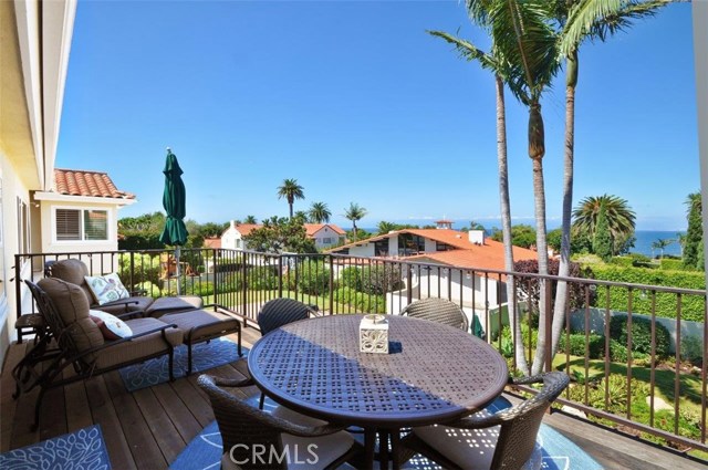 441 Via Media, Palos Verdes Estates, California 90274, 4 Bedrooms Bedrooms, ,3 BathroomsBathrooms,Residential,Sold,Via Media,PV17272204